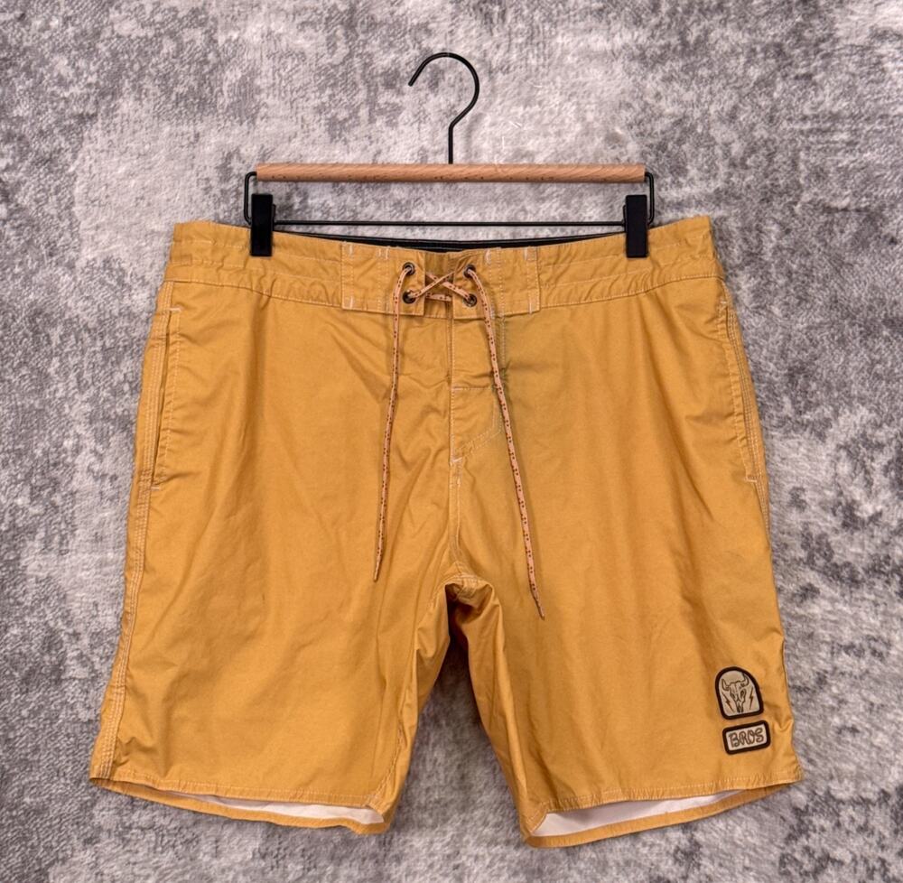 Howler Brothers Board Shorts 34 Mens Yellow Lace Up Lined 8" Swimwear